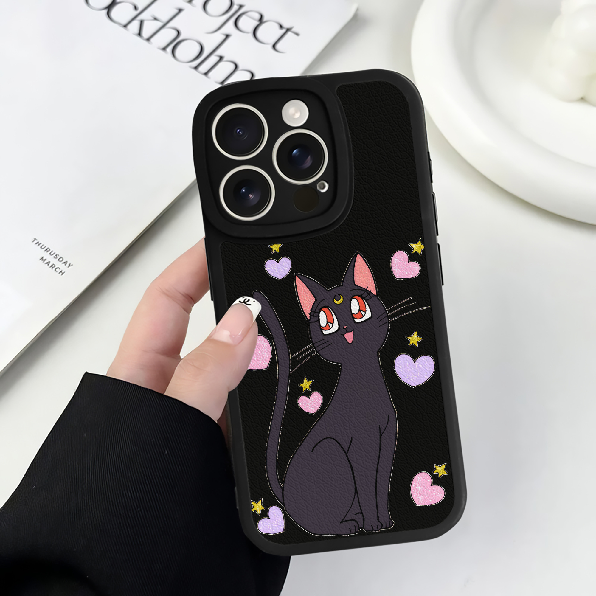 （画像用） 美少女戦士セーラームーン Sailor Moon 【iPhone 16シリーズ対応】シリコンスマホケース（レザー調） 材質：シリコン